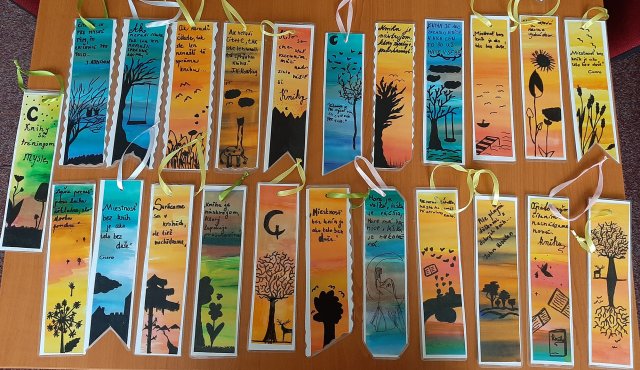 Záložka do knihy spája školy